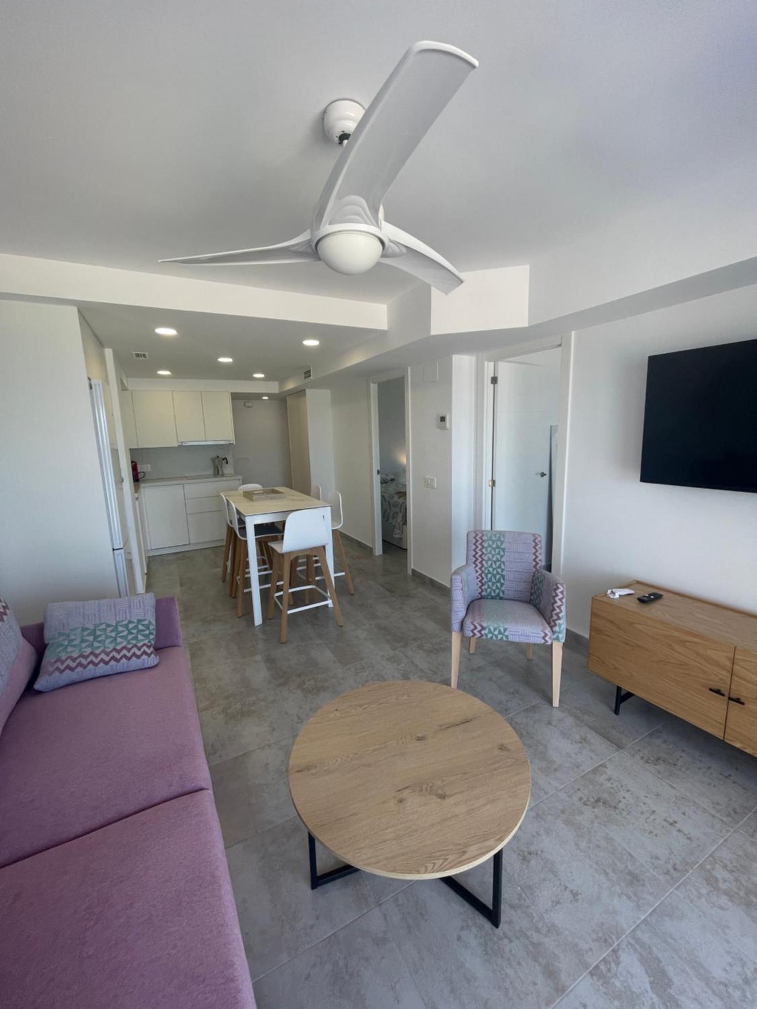 קלפה Medi Playa Primera Linea Con Piscina מראה חיצוני תמונה